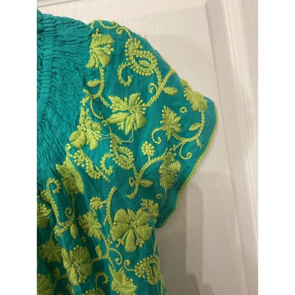 Sister Mary Claudia Floral Short Sleeve Embroidery Green Boho Blouse, S - Picture 5 of 6